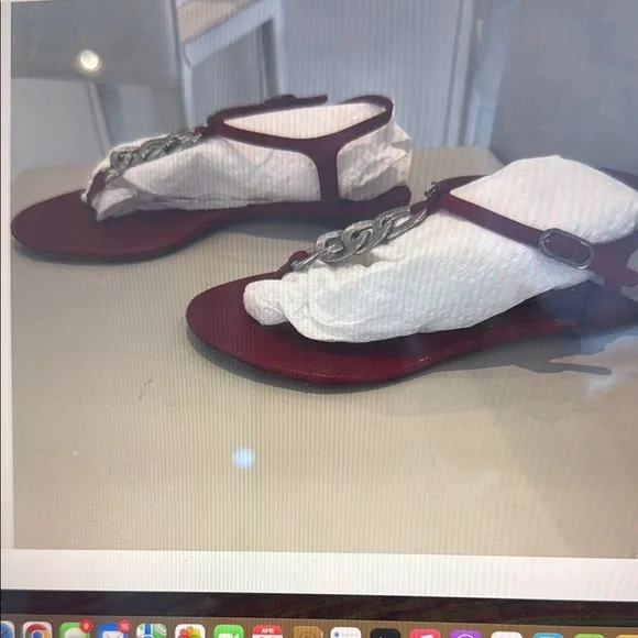 💯 authentic Chanel red leather and satin Sandals with Silver logo Accents