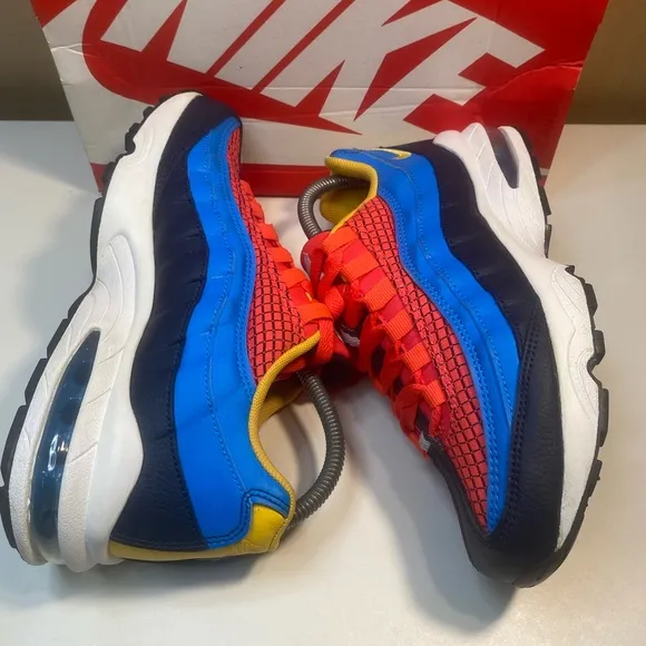 🔥 NIKE AIR MAX 95 NOW “ SPIDER-MAN “ WOMENS SZ 8 KIDS SZ 6.5 AV2278-600