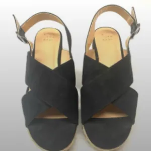 A New Day Sandals Size 8