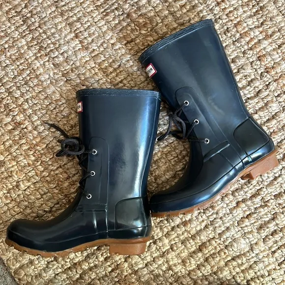 Ackley lace up navy Hunter rubber rain boots mid calf waterproof rainboot 6/37