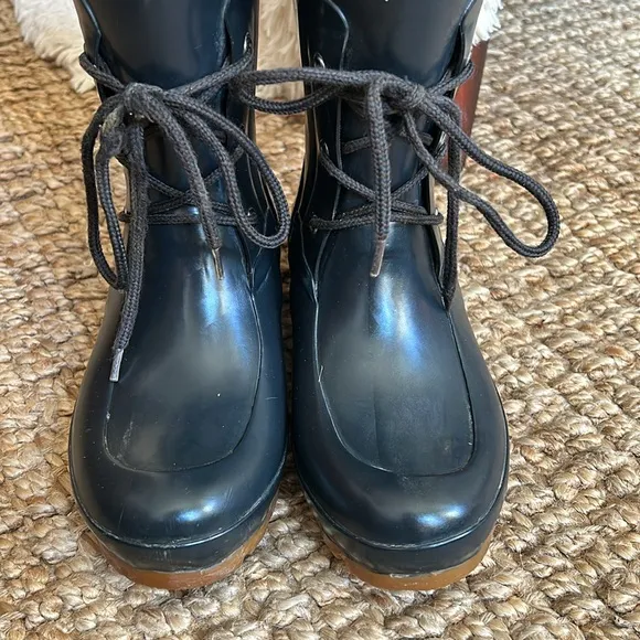 Ackley lace up navy Hunter rubber rain boots mid calf waterproof rainboot 6/37