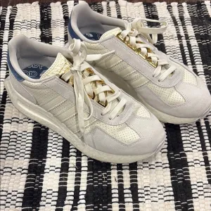 Adidas Women's Retropy E5 Sneakers