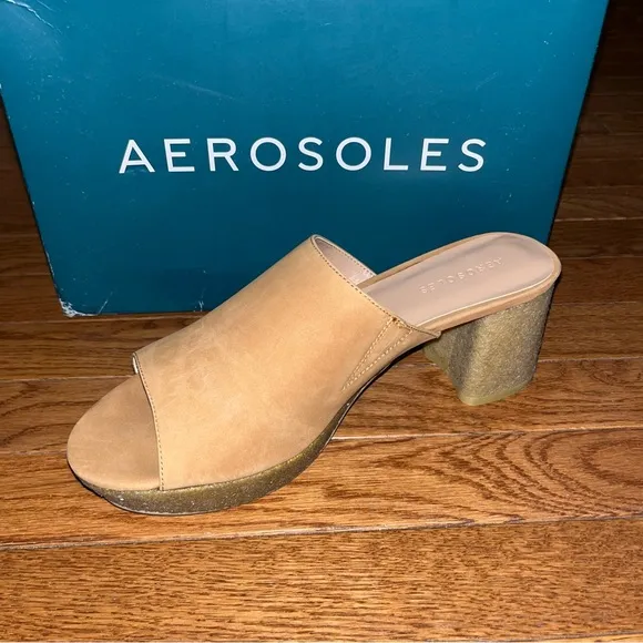 AEROSOLES Canie Platform Heel Sandals Camel Suede Women’s Size 10.5
