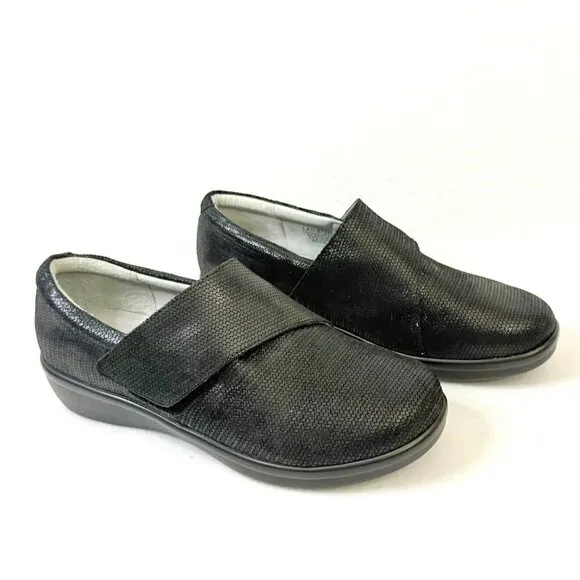 Alegria Women's Lauryn Black Slip-On Shoes Size 40W Textured Leather Upper