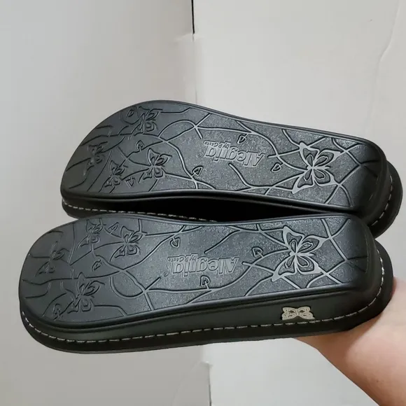 Algeria White Floral Sandals Van-139 EU 38= 8/8.5