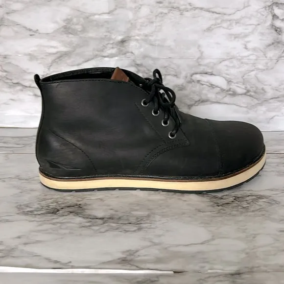 Altra | men’s size 10 Smith Black Leather Chukka Boot Lace Up Outdoor Barefoot