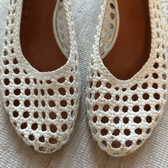 Anthropologie Naguisa ILA White Shoes Size 39