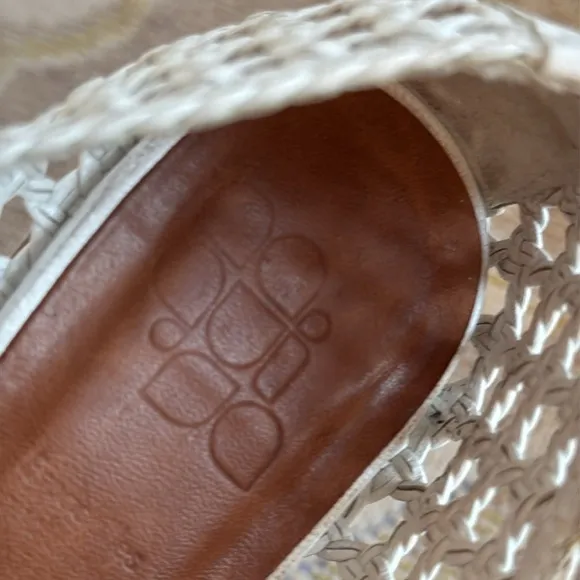 Anthropologie Naguisa ILA White Shoes Size 39