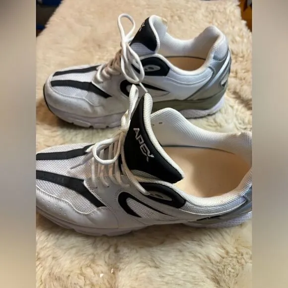 APEX Men’s Athletic Shoes size 13 Extra Wide