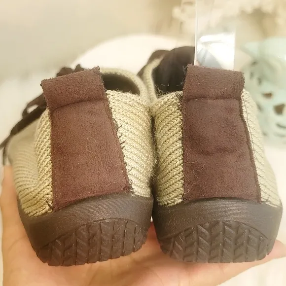 ARCOPEDICO CLASSIC VEGAN OXFORD IN BEIGE EUC WOMEN'S SIZE 38