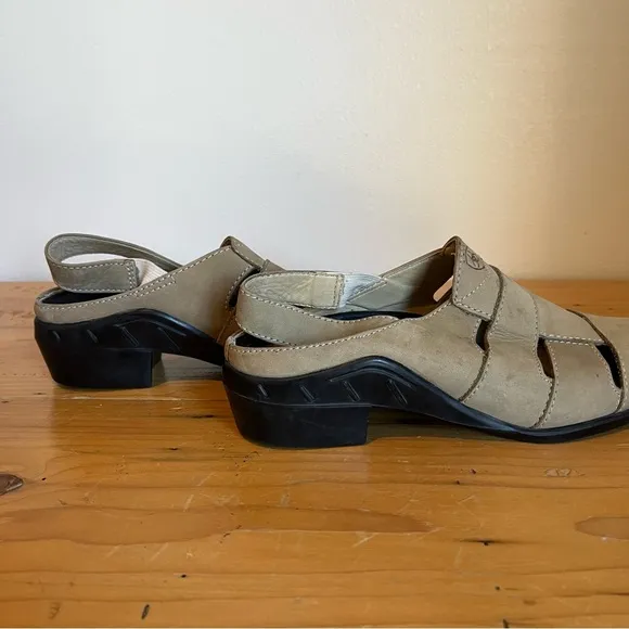 Ariat Women Slingback Fisherman Suede Sandals