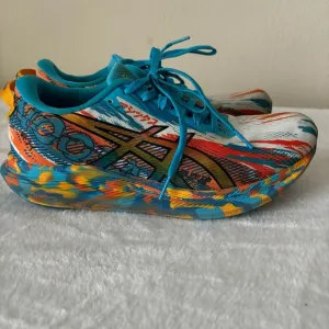 Asics Noosa Tri 13 Running Shoes Men’s Sz 8 Women’s size 9.5