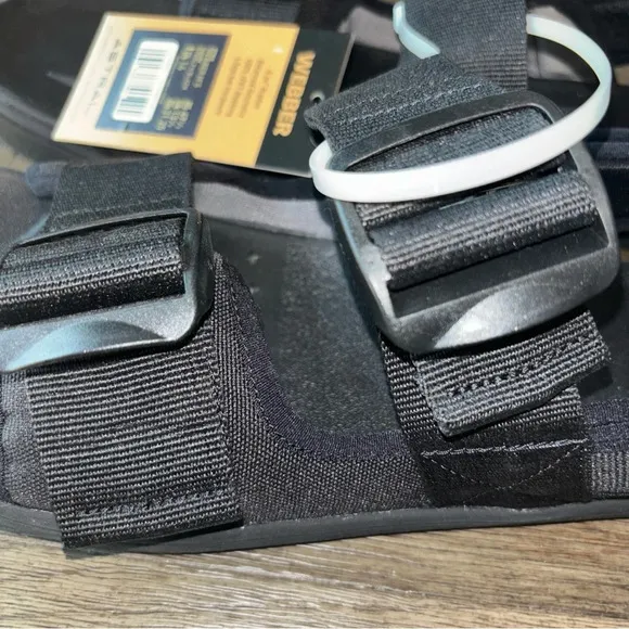 Astral men’s sandals  NEW