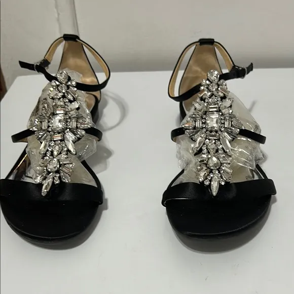 BADGLEY MISCHKA Elegant Black Sandals with Crystal Embellishments Never worn