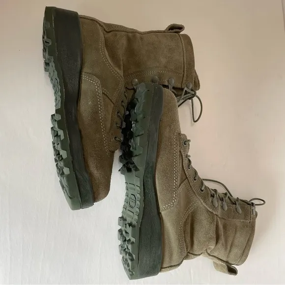 Belleville 675 steel toe combat boots Sz 4.5R