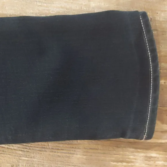 BIG STAR &quot;Liv&quot; straight jeans darkwash VWLIBROL2LX The Buckle sz 26L 26x33L