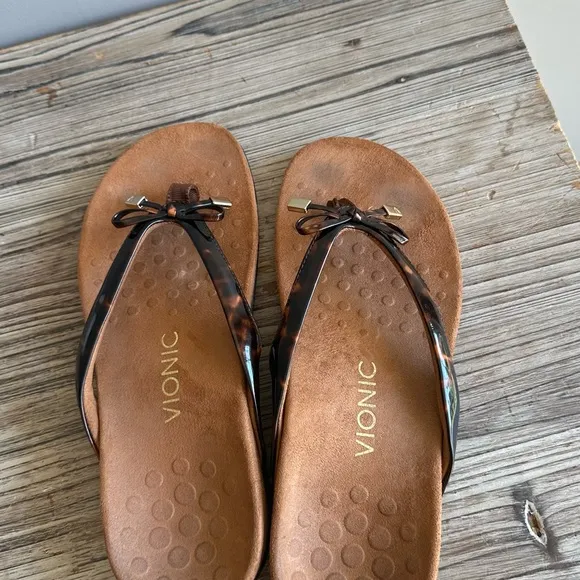 Bionic sandals size 7 great used condition