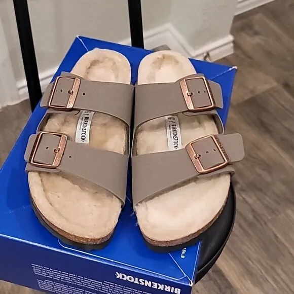 Birkenstock Arizona Shearling Birkibzc Sandals- Stone