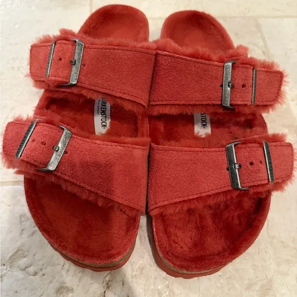Birkenstock Arizona shearling lined sienna red sandals size 39