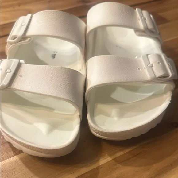 Birkenstock Eva Arizona Sandals | White | EU 39 | US 8-8 1/2