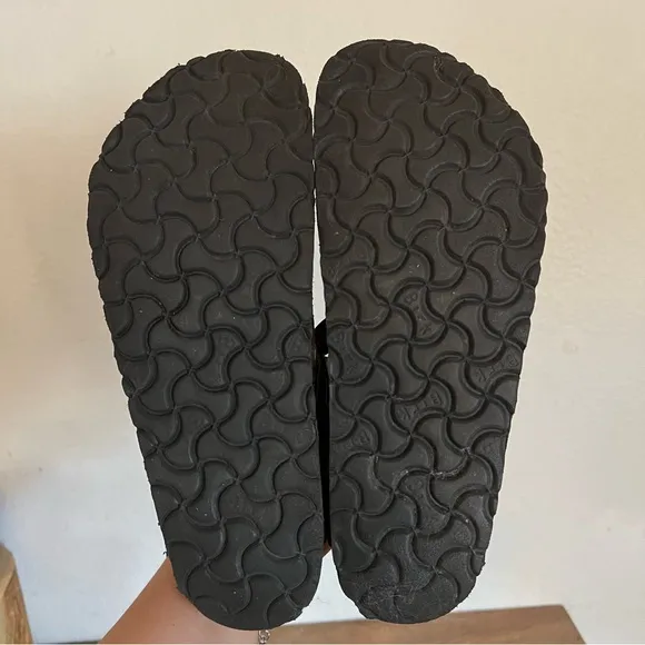 Birkenstock Gizeh Black Leather Sandals Size 8