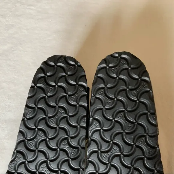 Birkenstock Gizeh Magic Snake Black-Silver Sandals