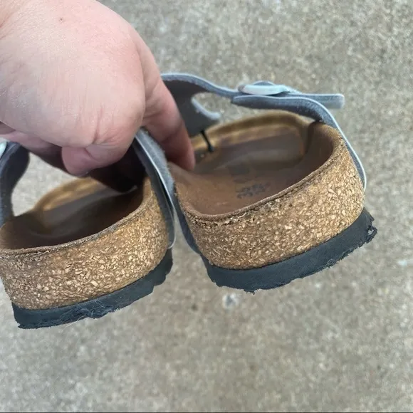 Birkenstock | Silver Gizeh Sandals 36