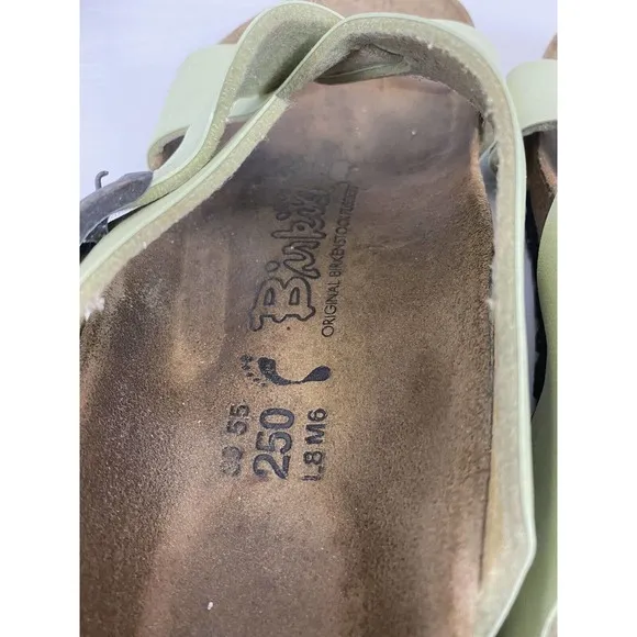 Birki’s Birkenstock Crossover Sandals Size 39 US L8 M6 Light Pale Green Vintage