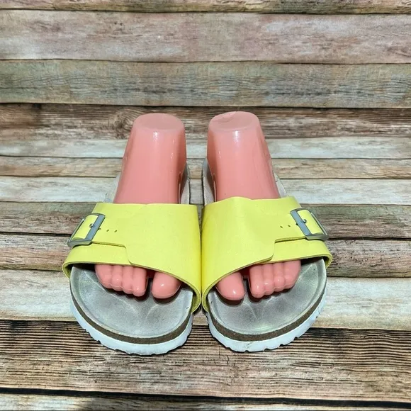 Birki’s Yellow Catalina Sandals