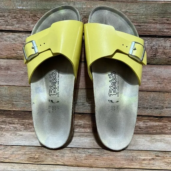 Birki’s Yellow Catalina Sandals