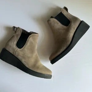 Blondo Luisa Suede Waterproof Boots