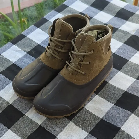 Bogs Classic Leather Waterproof Boots