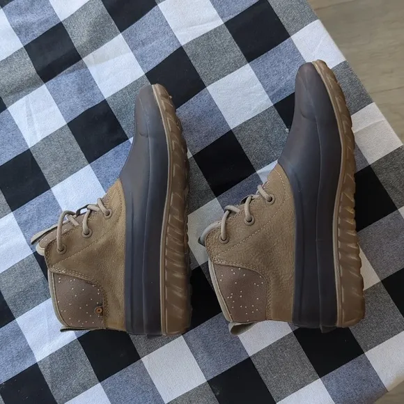 Bogs Classic Leather Waterproof Boots