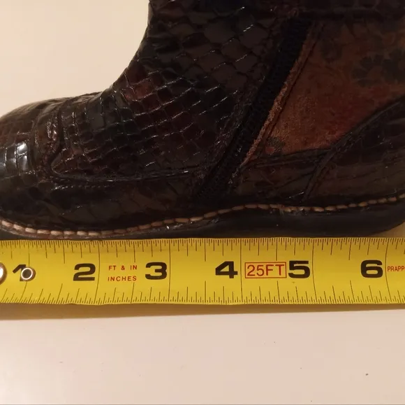 Boots &quot;Petite Shoes&quot; For Toddler Girl from Europe size 26