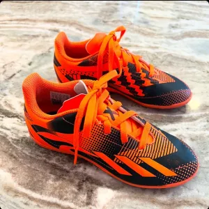 Boys X Speedportal Messi indoor soccer shoes 🔥
