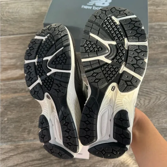 Brand New New Balance 2002R ‘Steel Lead’ Preschool Kids Shoes