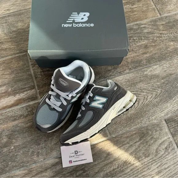 Brand New New Balance 2002R ‘Steel Lead’ Preschool Kids Shoes