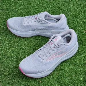 BROOKS ADRENALINE GTS 24 - Womens Sneakers - SIZE 10.5D WIDE