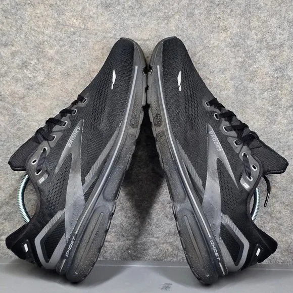 Brooks Ghost 15 Black Running Shoes Men's Size 12 Extra Wide (EE) 1103932E020