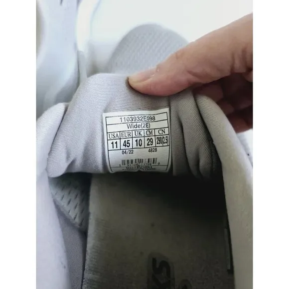 Brooks Ghost 15 Grey Gray Athletic Running Sneakers Shoes 11 EE 2EE Wide
