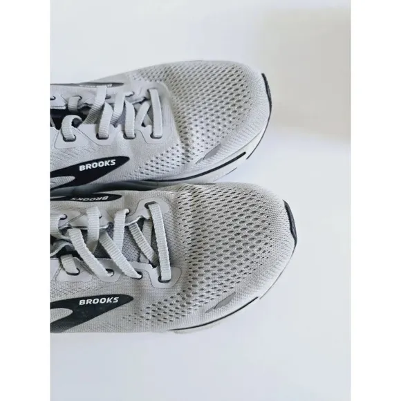 Brooks Ghost 15 Grey Gray Athletic Running Sneakers Shoes 11 EE 2EE Wide