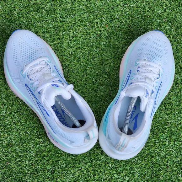 BROOKS GLYCERIN GTS 22 - Women's Sneakers- SIZE 7.5D WIDE