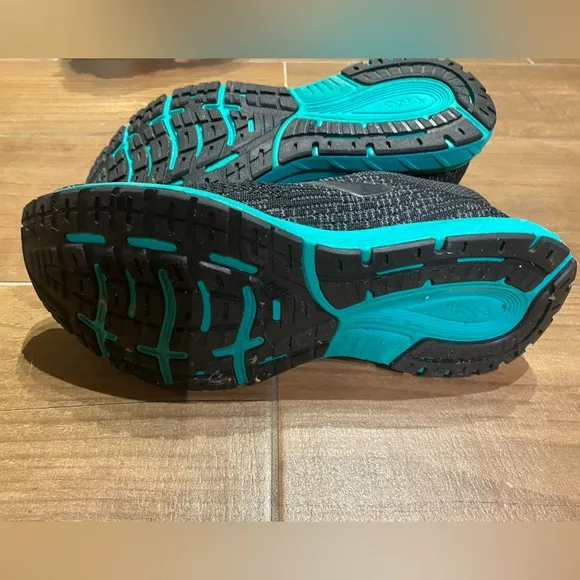 Brooks Womens Revel 3 Running Shoes Lace