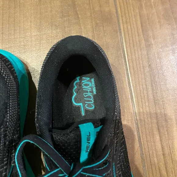 Brooks Womens Revel 3 Running Shoes Lace