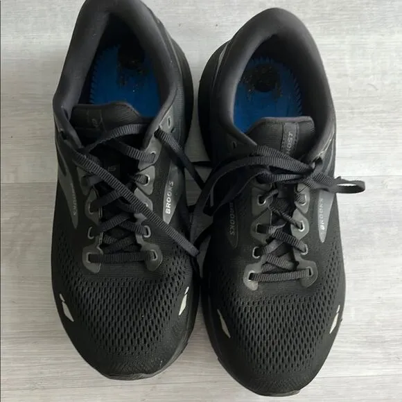Brooks Adrenaline Men's Black Running Shoes 9.5 Extra Wide (4E)