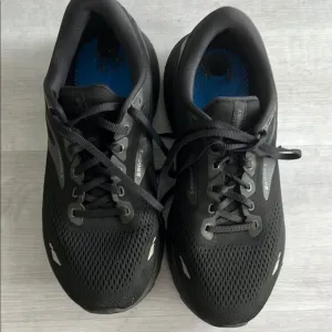 Brooks Adrenaline Men's Black Running Shoes 9.5 Extra Wide (4E)