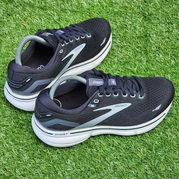 BROOKS GHOST 15 - Women's Athletic Shoes - SIZE 6.5D WIDE