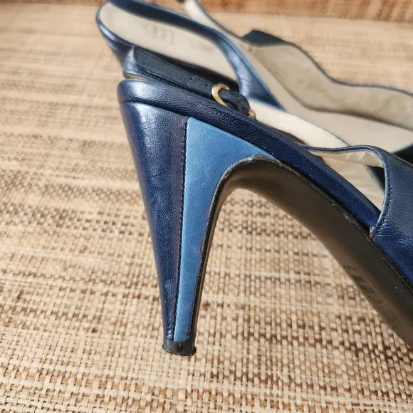 Bruno Magli made in Italy sandals size 36