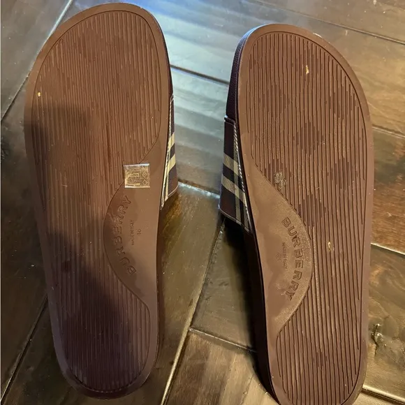 Burberry Men's Brown Slide Sandals