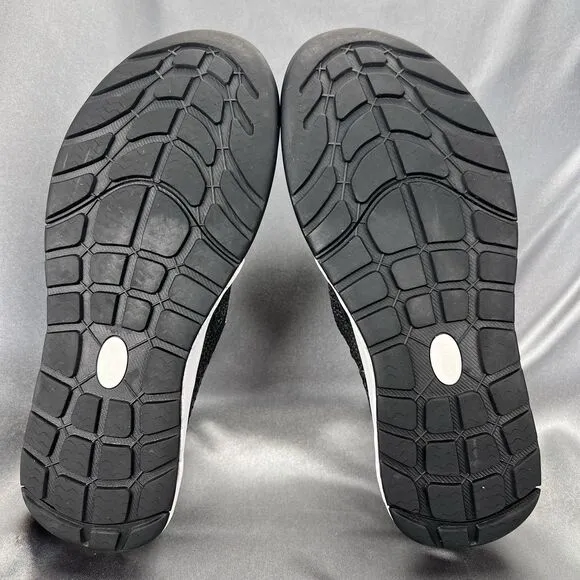Chaco Women's 7.5 Torrent Pro Water Running Shoes Sneakers Gray Hiking Gorpcore